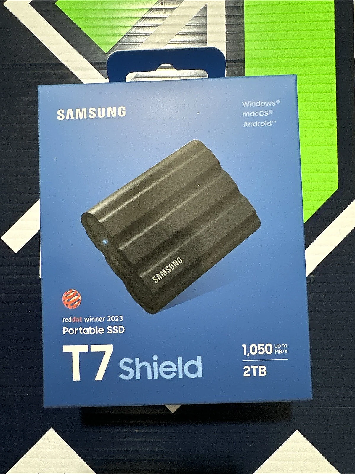 Samsung hard Shield T7 2TB